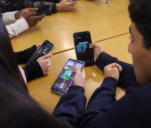 UAE sets minimum social media age at 15, mandates age checks