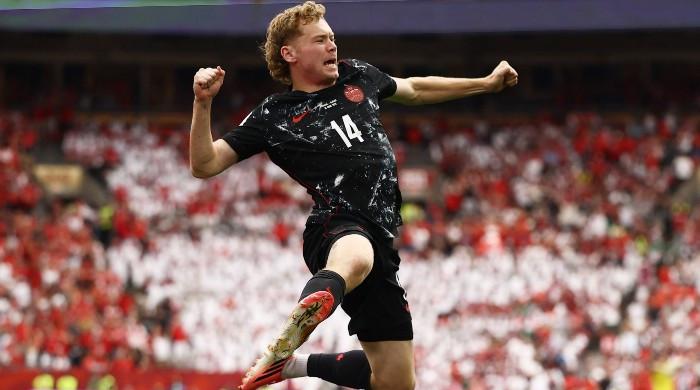Canada romp to first World Cup win, Switzerland thump Bosnia