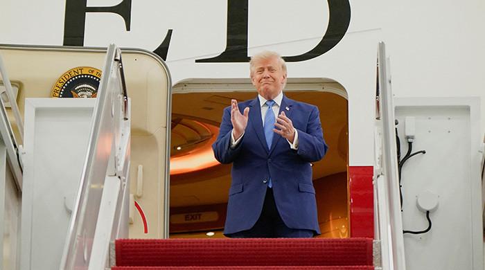 Trump unveils Qatari 747 ahead of joining Air Force One fleet