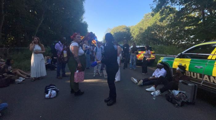 One dead, 89 injured in train collision near Bedford, London