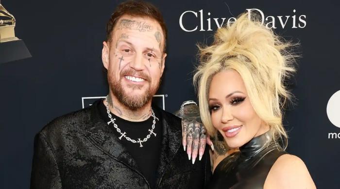 Jelly Roll makes emotional confession about Bunnie Xo amid split