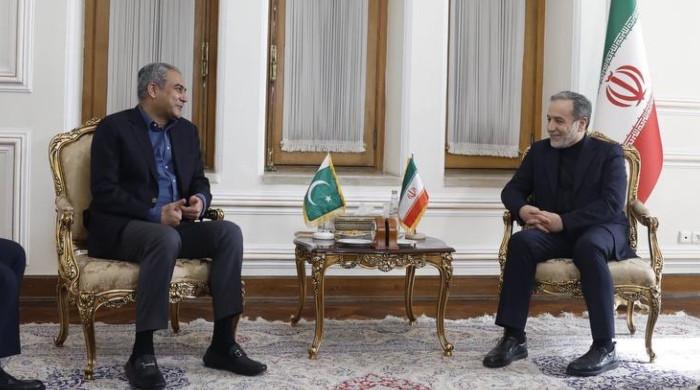 Naqvi in Tehran as Pakistan seeks to keep Iran-US talks on track