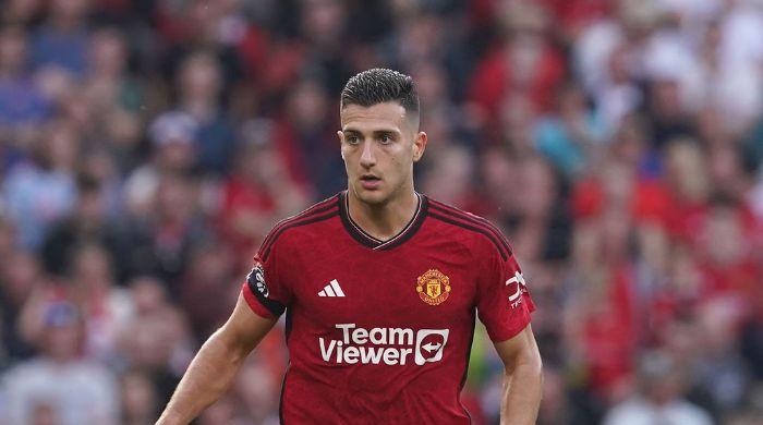 Diogo Dalot fires back at Ronaldo critics after Portugal's World Cup draw