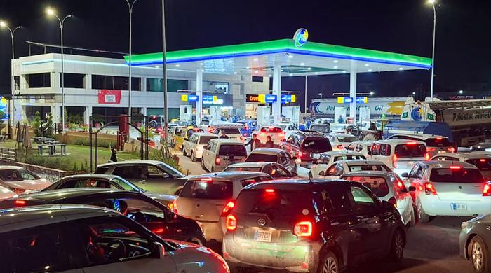 Petrol, diesel prices still carry 29% tax despite cut: sources