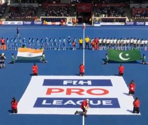 FIH apologises to Pakistan after flag error during India clash
