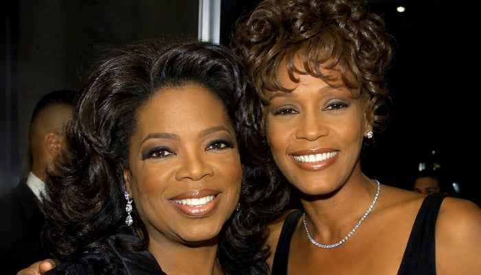 Oprah Winfrey shares Whitney Houston rare stage accident