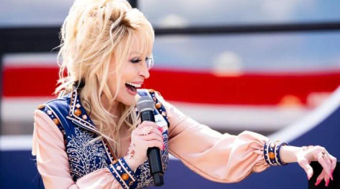 Dolly Parton makes 1st public appearance since 'bad news' about her health 