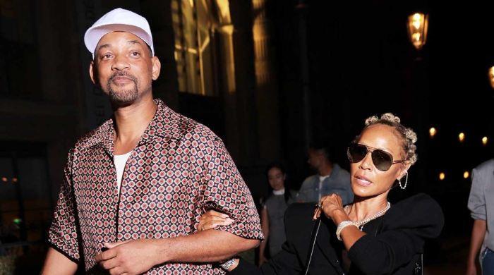 Will Smith fans slam Jada Pinkett for rude gesture