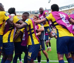 Ecuador stun Germany as Netherlands, Japan, Ivory Coast advance to knockout stage