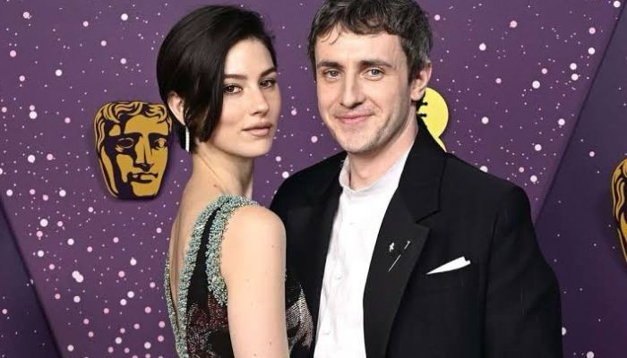 Gracie Abrams and Paul Mescal started dating in summer 2024