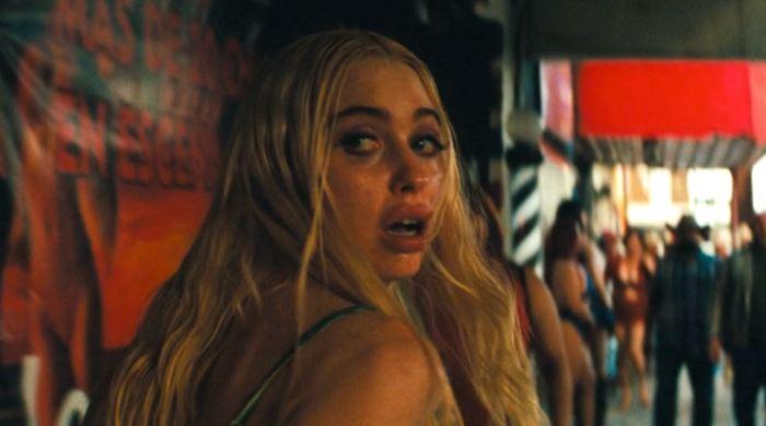 ‘Euphoria' star Chloe Cherry announces memoir