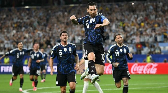 Scaloni running out of superlatives as Messi continues to break records