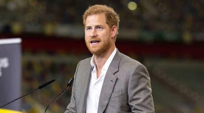 Prince Harry issues emotional message as UK travel plans suffer setback