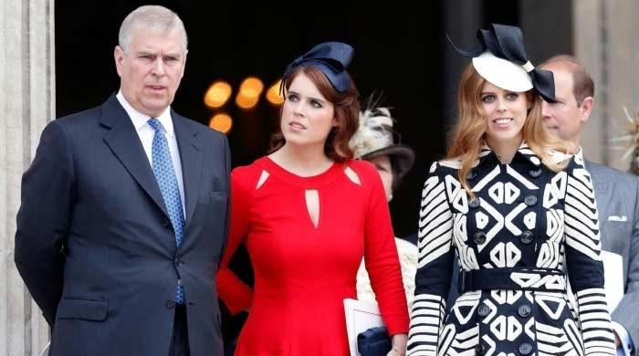 Andrew launches bombshell plan as he reaches out to Beatrice, Eugenie