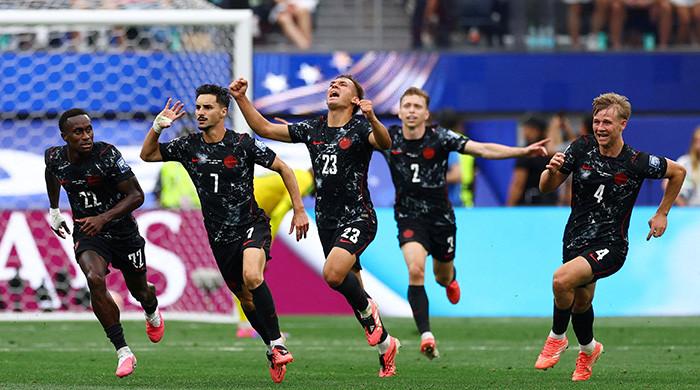Eustaquio's stoppage-time strike sends Canada into World Cup last 16