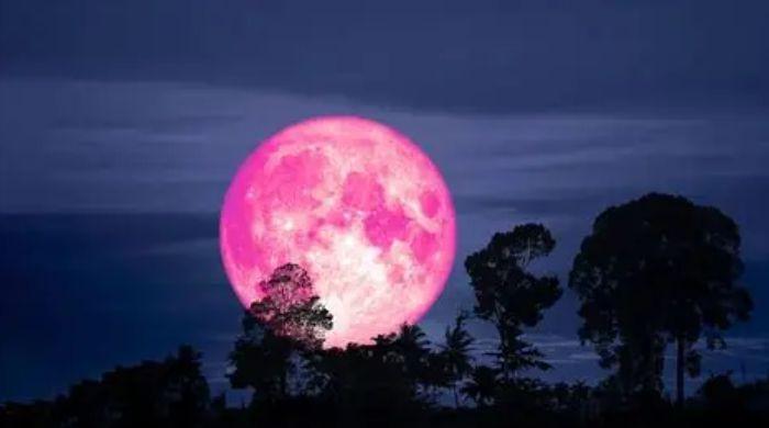 Strawberry Moon set to light up UK skies tonight—but will clouds gatecrash?