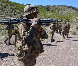 Pakistan warns of 'swift, decisive' response to Afghan provocations