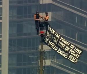 Russian couple climbs atop Empire State Building, stages wedding proposal