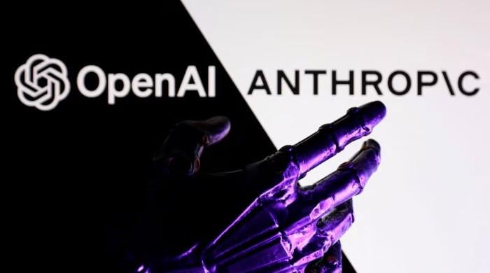 Inexpensive Chinese AI model is catching up with Anthropic, OpenAI on their home turf