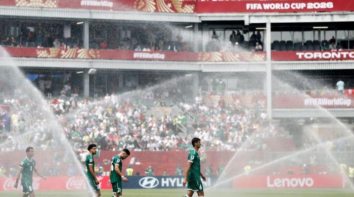 FIFA may delay France vs Paraguay as 100°F creates unsafe conditions for players, fans