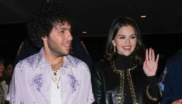 Selena Gomez gives fans glimpse of Taylor Swift’s wedding night