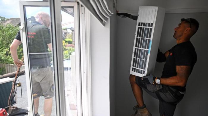 Experts caution against air conditioning surge as UK heatwaves drive demand