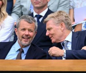 King Frederik brings his longtime tennis mentor to Wimbledon