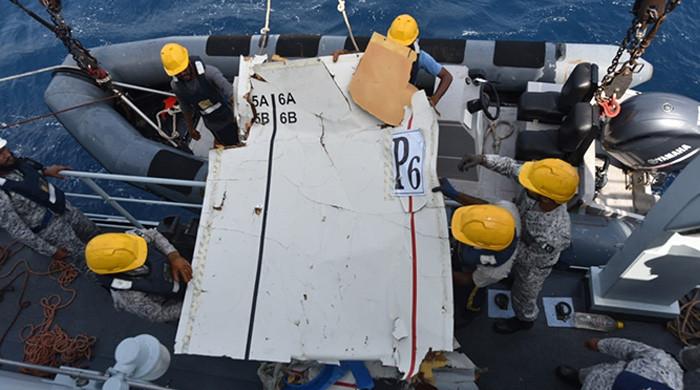 Pakistan Navy, PMSA find wreckage of missing cargo aircraft off Ormara coast