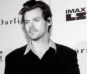 Harry Styles has fans buzzing after awkward Wembley concert moment