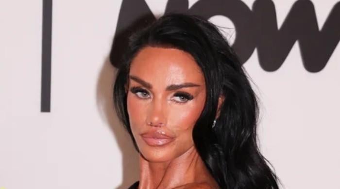  Katie Price reacts to Gareth Gates' surprise appearance in 'Nothing To Hide'