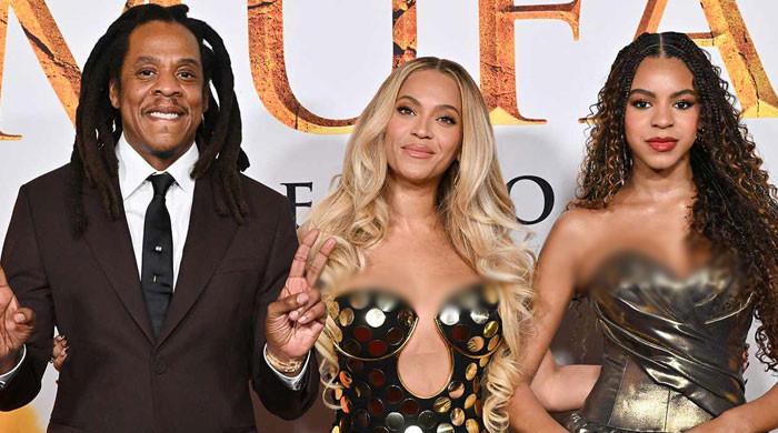 Beyonce, daughter Blue Ivy wow crowd at Jay Z's first anniversary concert