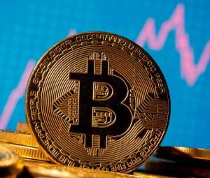 Digital assets chief urges 'careful' review of cryptocurrency after discussion with Mufti Usmani
