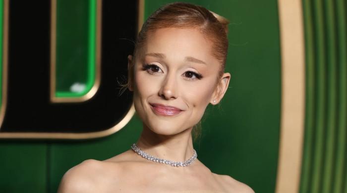 Ariana Grande sends fans into frenzy with playful onstage gesture