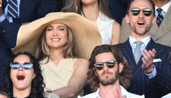 Jennifers glamorous appearance came after she shared sizzling snaps of the gorgeous outfit she wore to Taylor Swift and Travis Kelces wedding