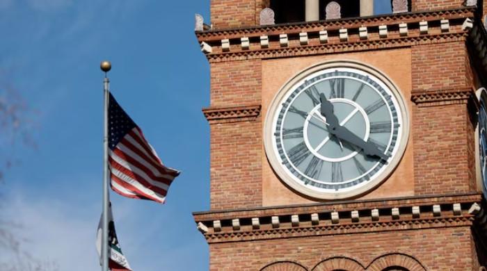 US lawmakers to debate whether to stop twice yearly clock switching