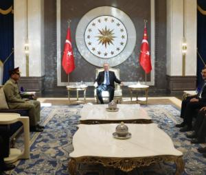 CDF Munir discusses regional security with Turkish civil-military leadership in Ankara