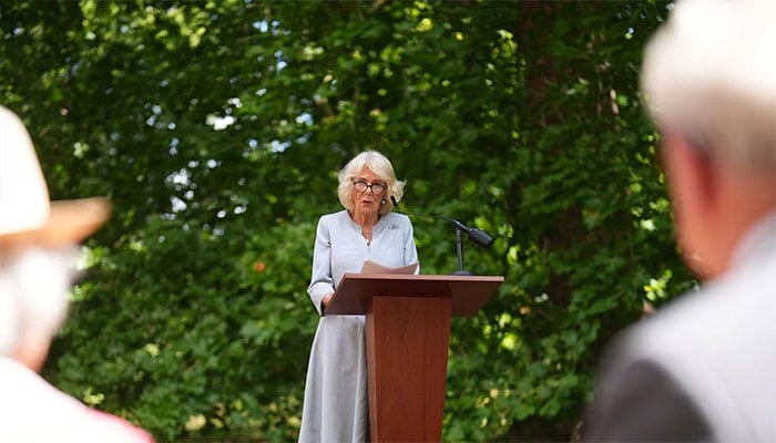 Queen Camilla issues silent thief warning as she losses beloved person