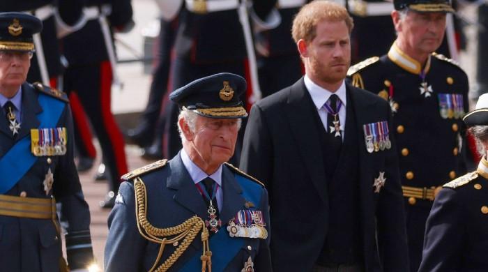 King Charles shocks Prince Harry with unexpected step for royal staff