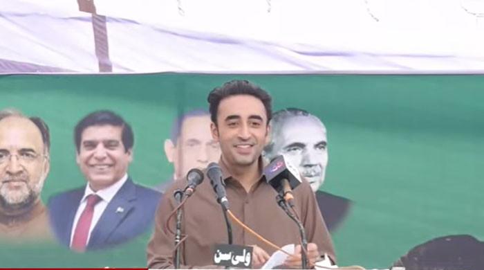 Bilawal alleges PML-N wants constitutional change to make Nawaz AJK premier