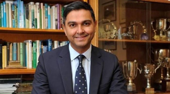 Former PCB official Waseem Khan joins int'l basketball federation as executive director