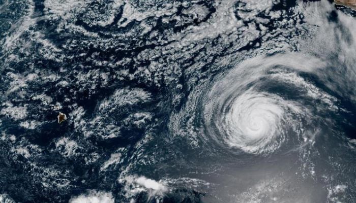 Hurricane Fausto set to weaken before Hawaii landfall; officials still advise preparation