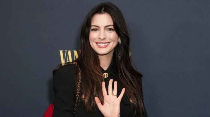 Anne Hathaway speaks about how perspective on aging changed in 40s