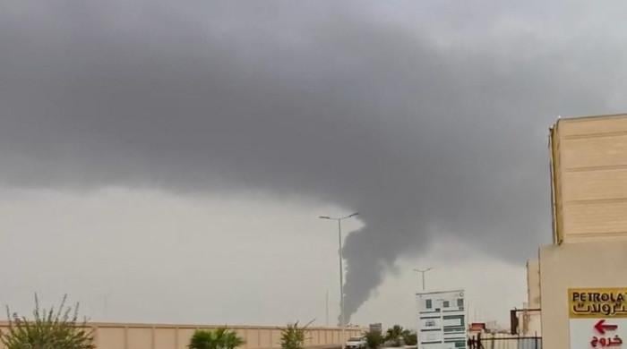 No US attacks on Iran for first time in two weeks but war spreads to Red Sea