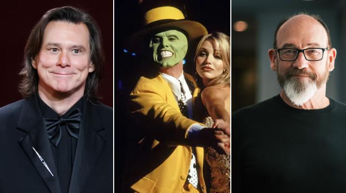 Jim Carrey reacts to 'The Mask' director Chuck Russell's death