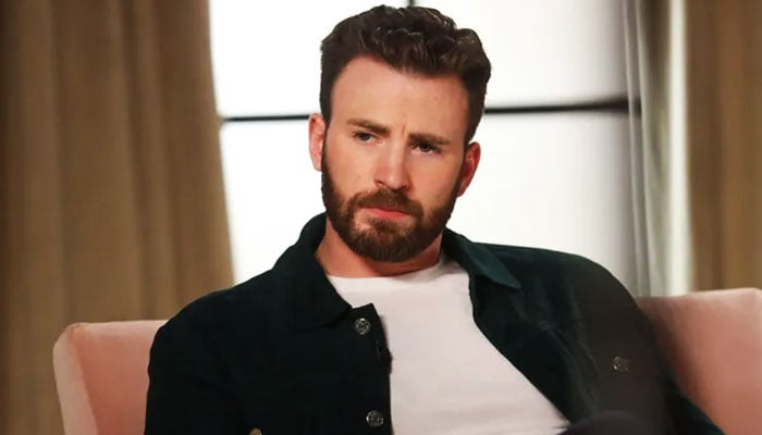 Chris Evans sparks concern after recent Marvel interview:  Misses Scarlett’