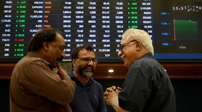 PSX rebounds as oil falls on US-Iran strike pause