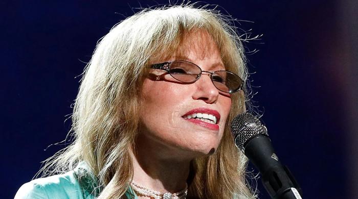 Inside Carly Simon's tragic family history amid Parkinson's reveal