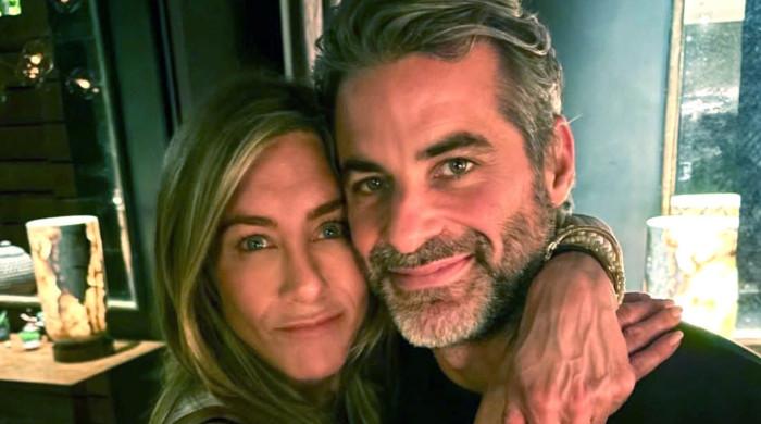 Jennifer Aniston puts romance with Jim Curtis before acting career