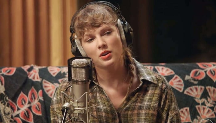 Taylor Swifts Joe Alwyn breakup song returns to charts with new record