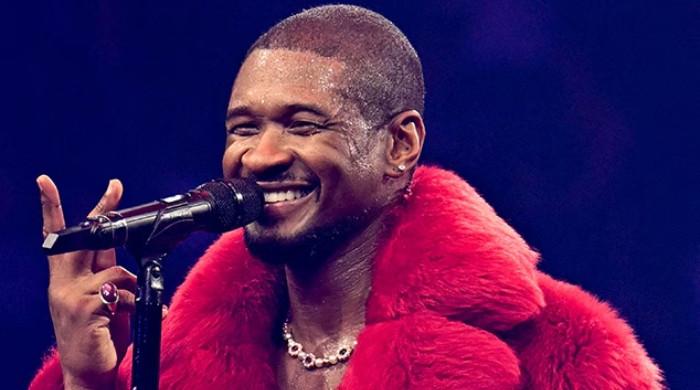Usher breaks silence after Nashville stage incident with fan